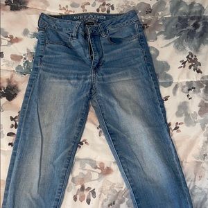 Blue American Eagle skinny jeans